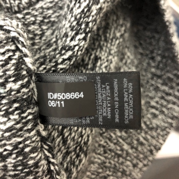 EXPRESS DEEP COWL NECK MERINO WOOL BLEND 3/4 SLEEVE SWEATER SZ MED GRY/WHT - Picture 8 of 8